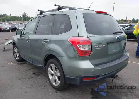 2015 Subaru Forester 2.5I Premium из США, поврежденный, VIN JF2SJADC2FH506747